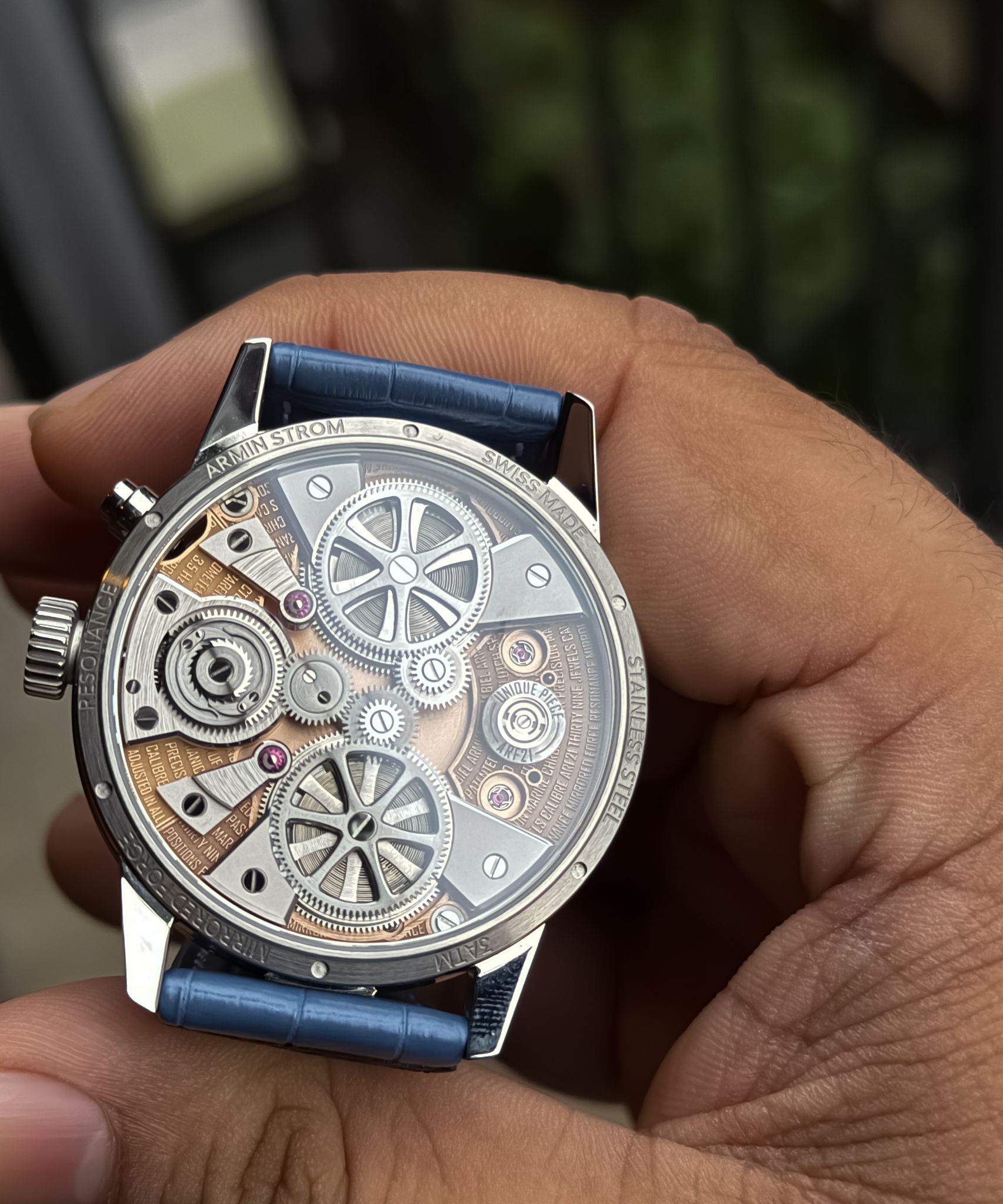 Watch by AHCI and independent haute horlogerie, Armin Strom Resonance