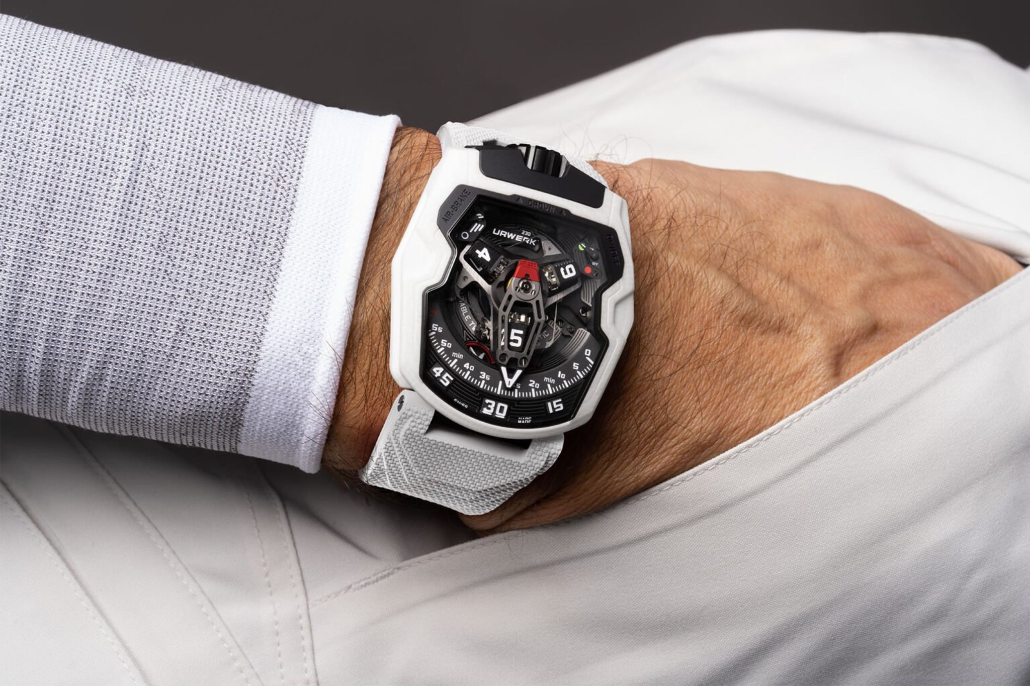 Watch by AHCI and independent haute horlogerie, Urwerk, UR-230