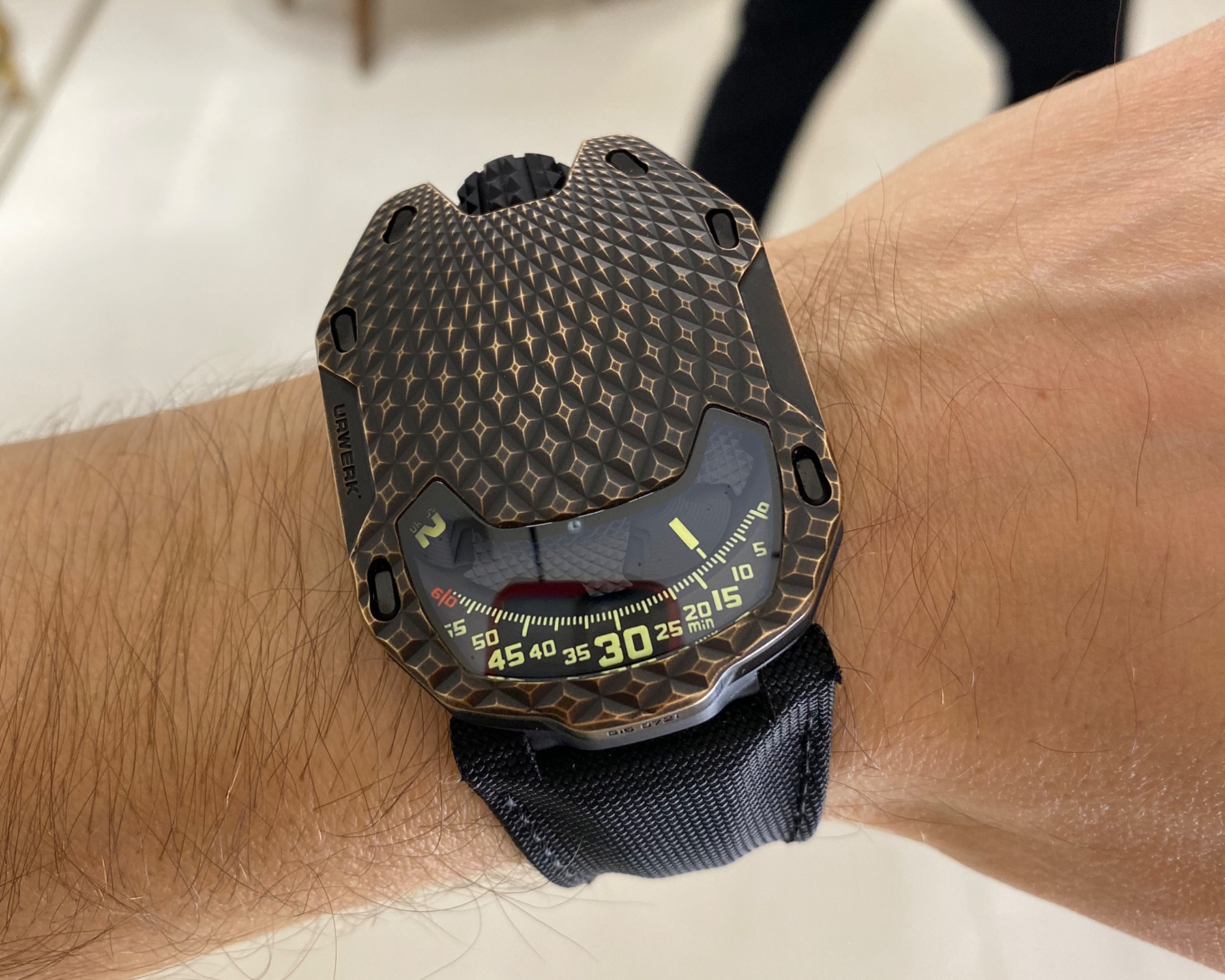 Watch by AHCI and independent haute horlogerie, Urwerk, UR-105