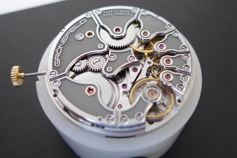 The fully assembled movement