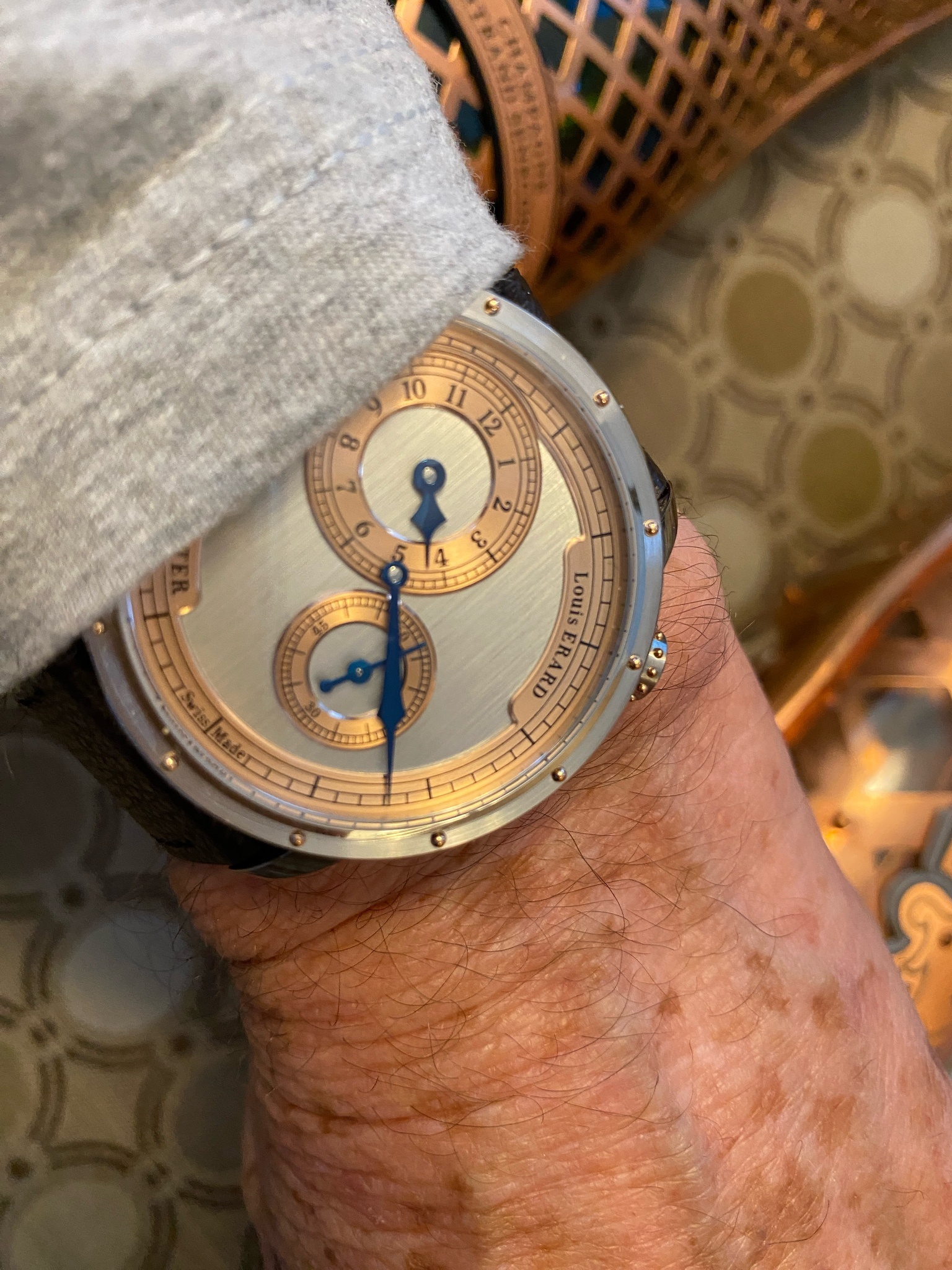 Watch by AHCI and independent haute horlogerie, Louis Erard, Le Régulateur