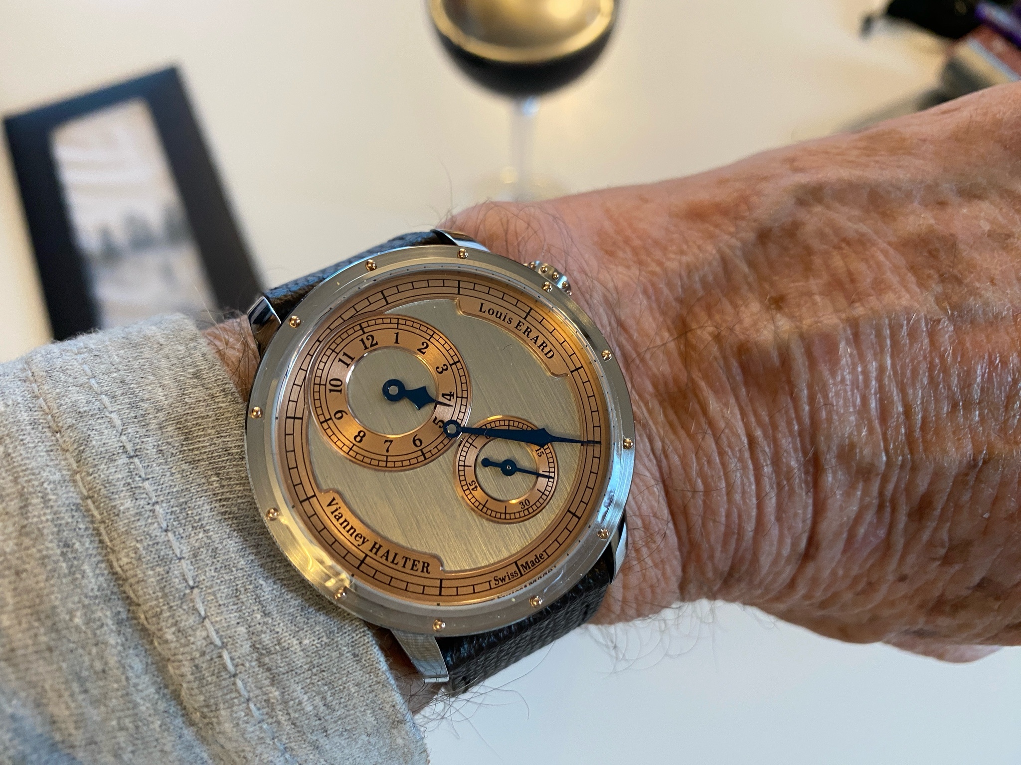 Watch by AHCI and independent haute horlogerie, Louis Erard, Le Régulateur