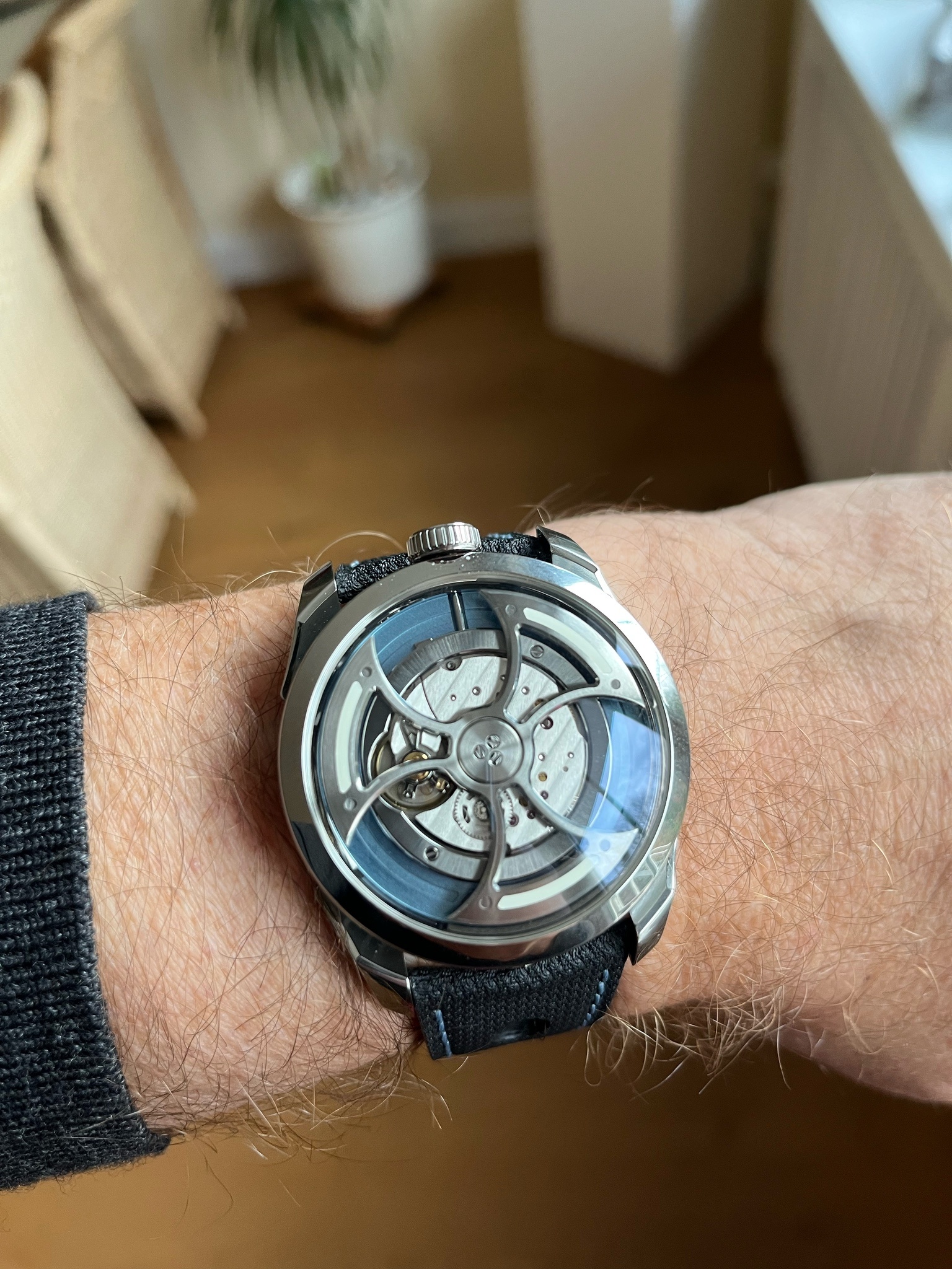 Watch by AHCI and independent haute horlogerie, Max Busser and Friends, M.A.D, Mad 1