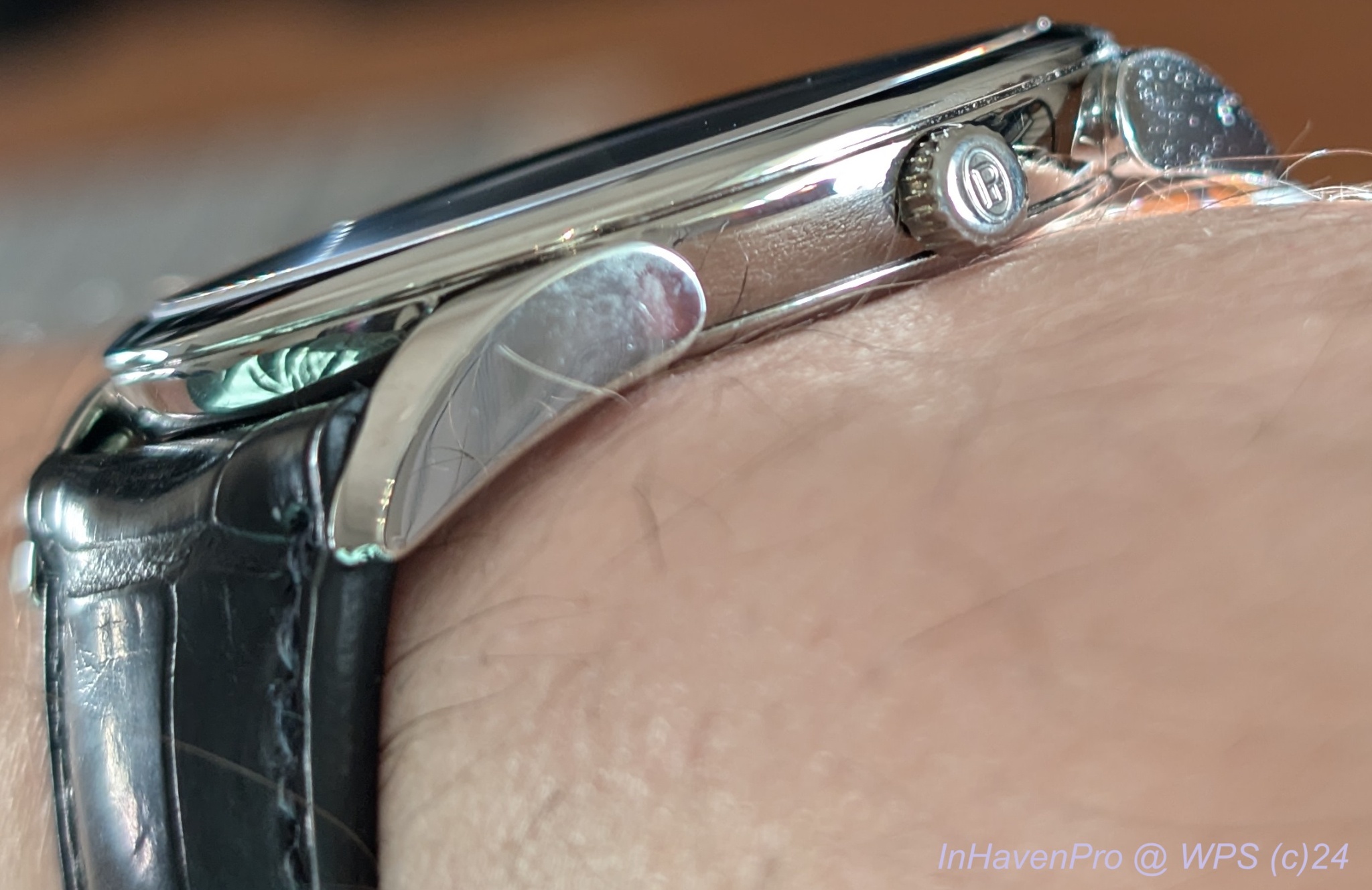 Watch by AHCI and independent haute horlogerie, Tonda