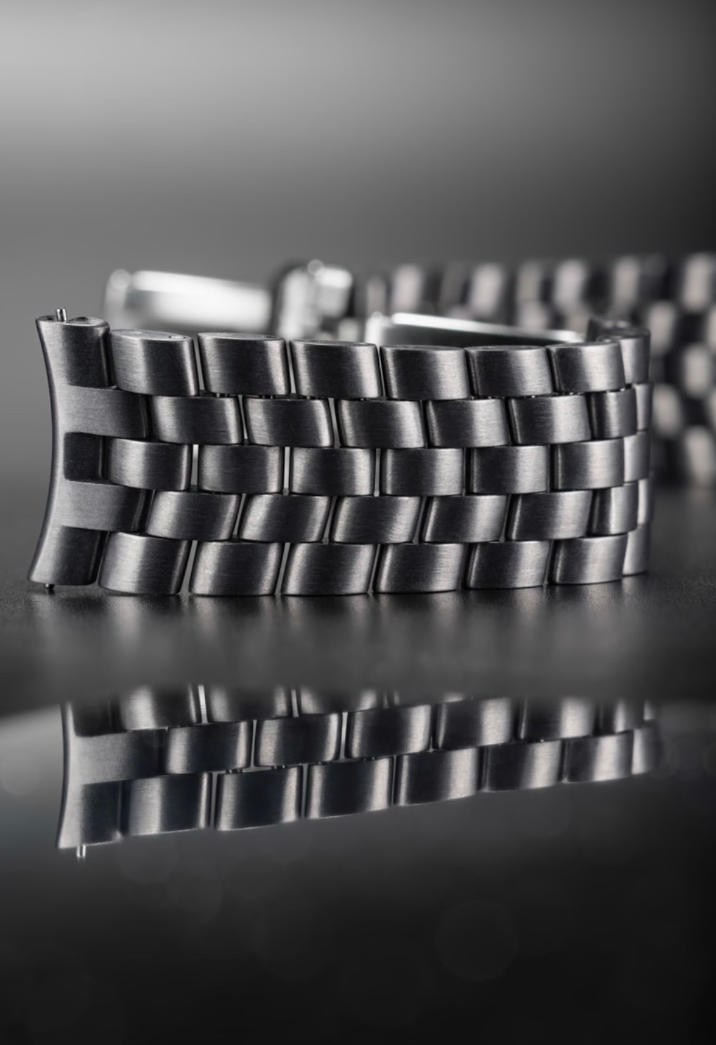 Watch by AHCI and independent haute horlogerie, Ming