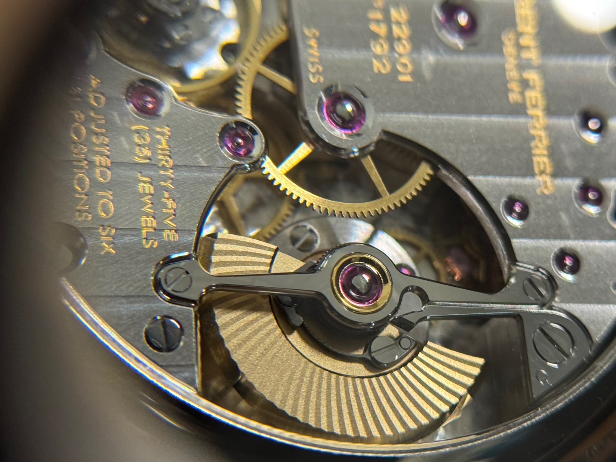 Watch by AHCI and independent haute horlogerie, Laurent Ferrier, Classic Micro Rotor