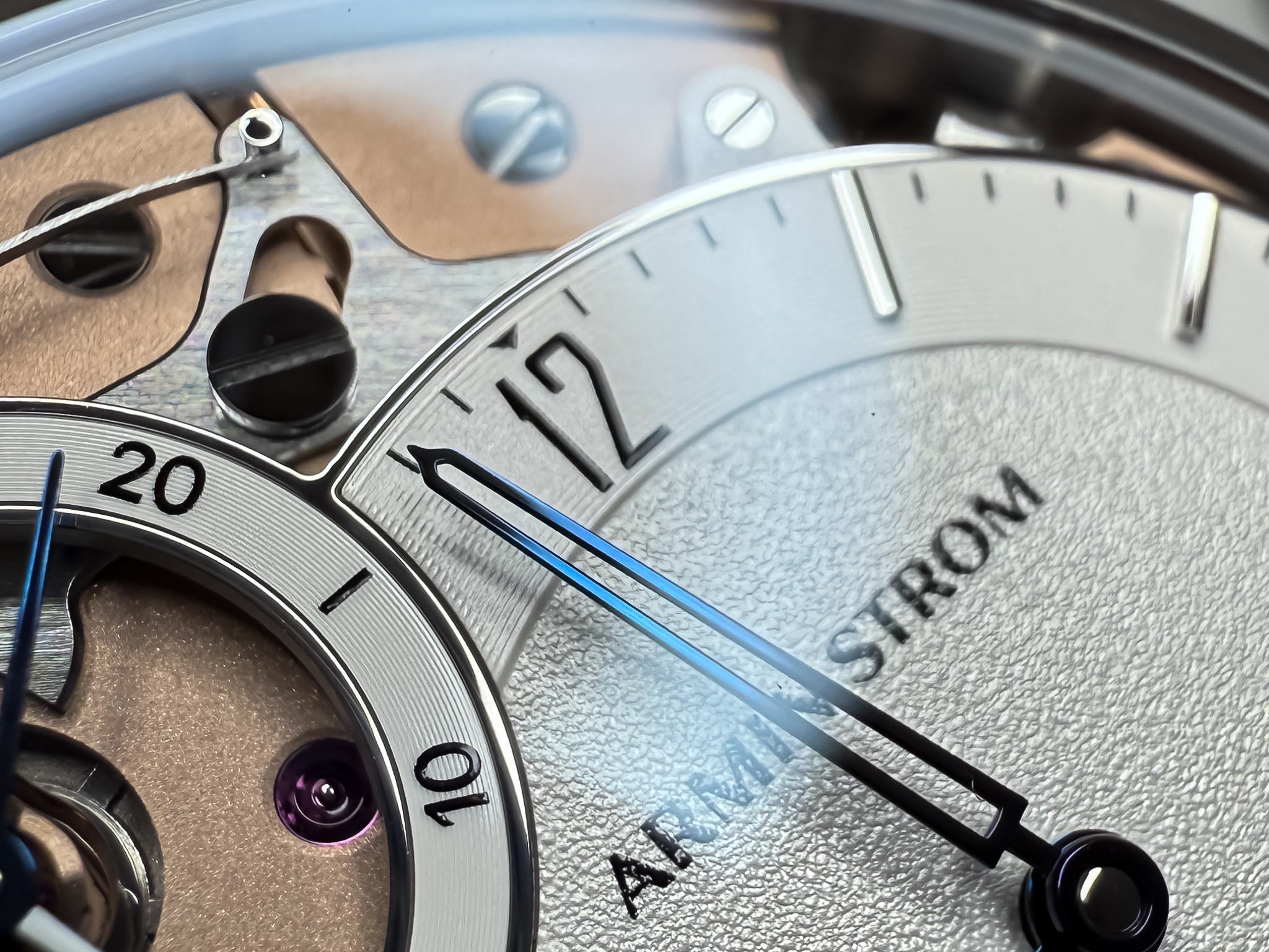 Watch by AHCI and independent haute horlogerie, Armin Strom Resonance