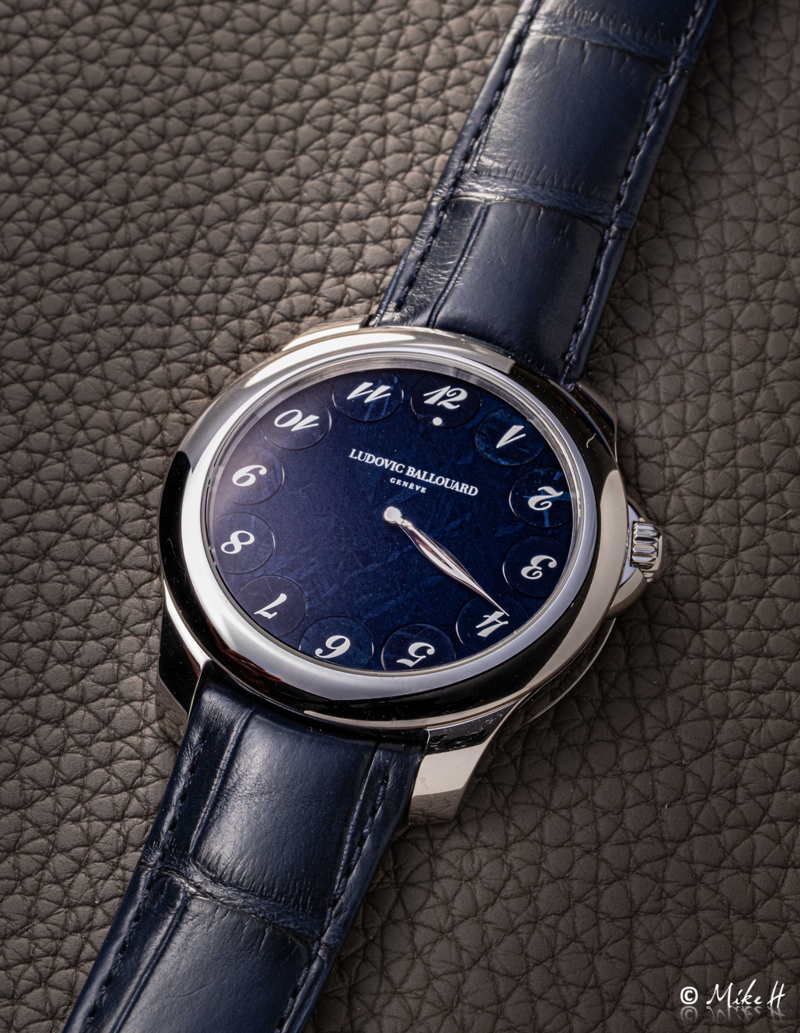 Watch by AHCI and independent haute horlogerie, Upside Down, Ludovic Ballouard