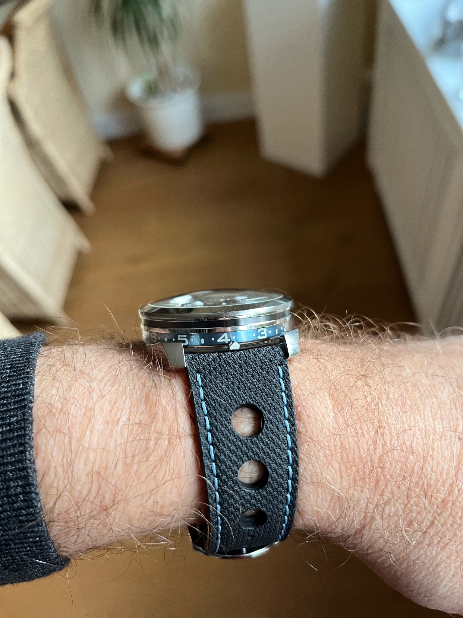 Watch by AHCI and independent haute horlogerie, Max Busser and Friends, M.A.D, Mad 1