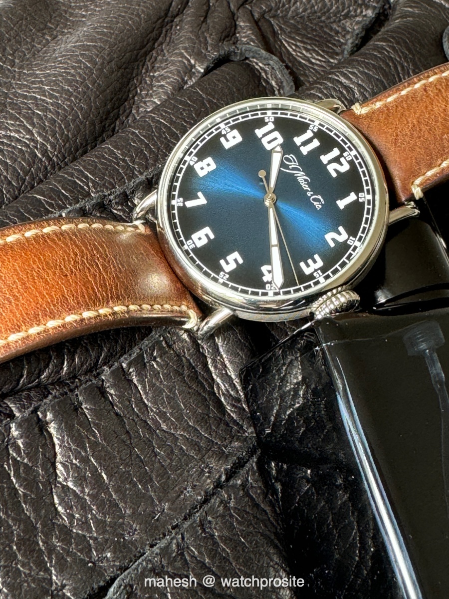 Watch by AHCI and independent haute horlogerie, Moser Heritage, Heritage Centre Seconds, Moser