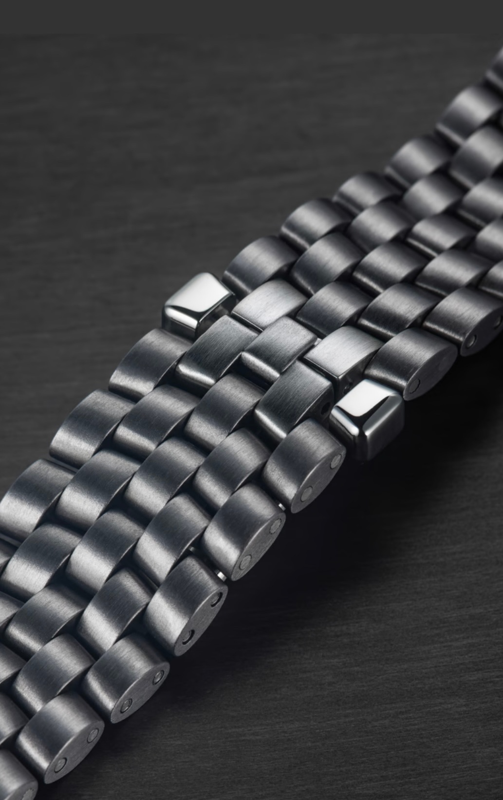 Watch by AHCI and independent haute horlogerie, Ming