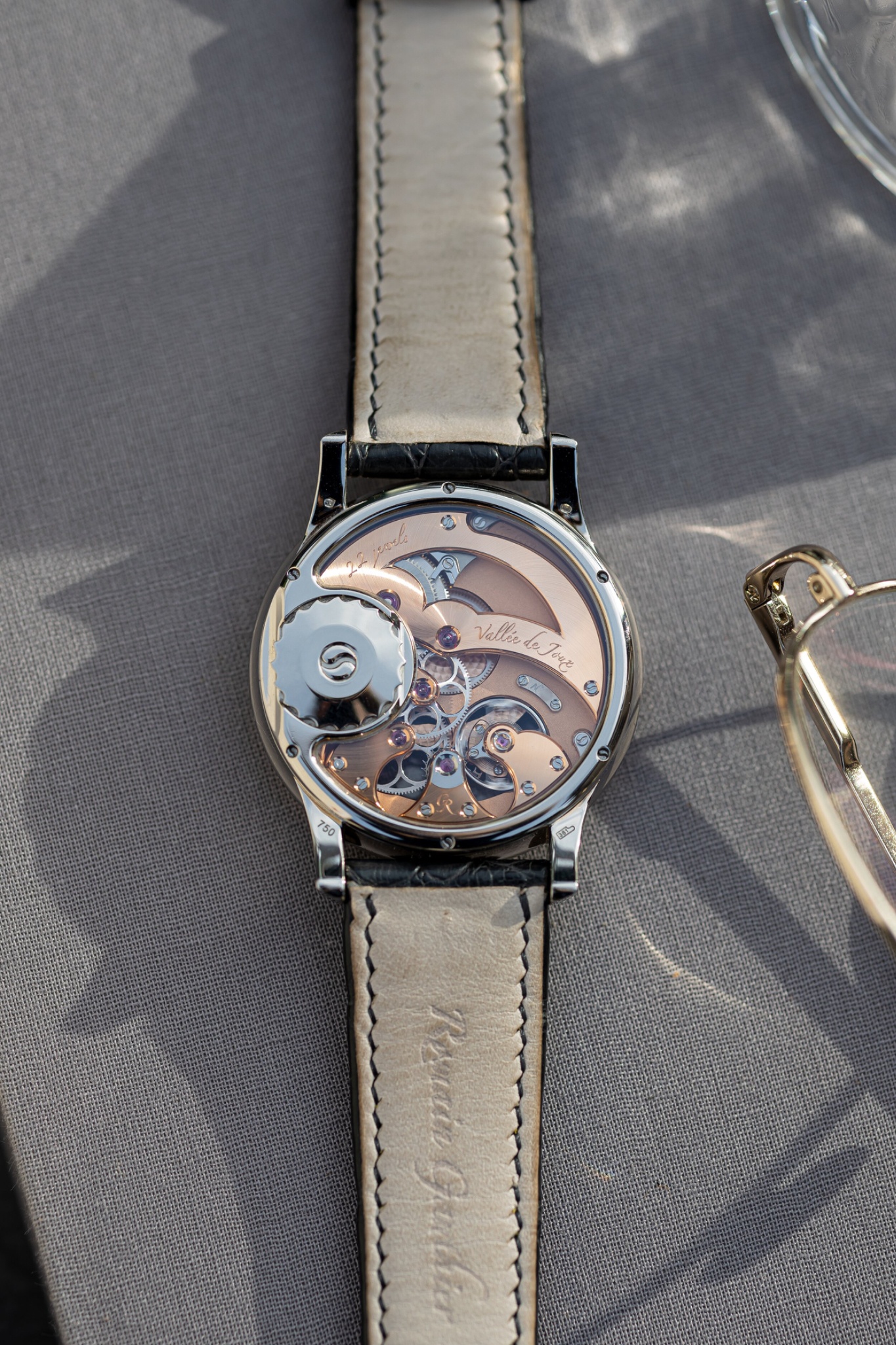 Watch by AHCI and independent haute horlogerie, Romain Gauthier