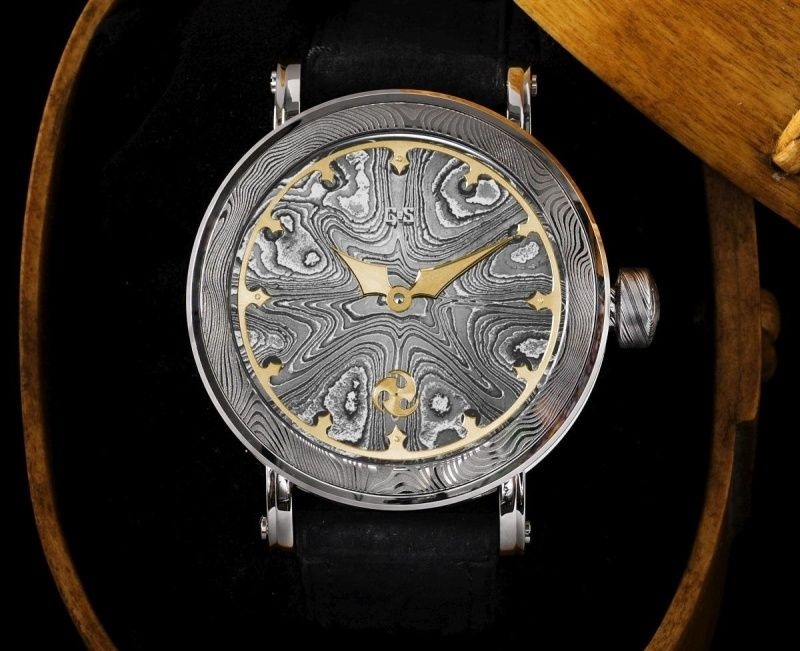 Gos Winter Nights - red gold & uncolored dial