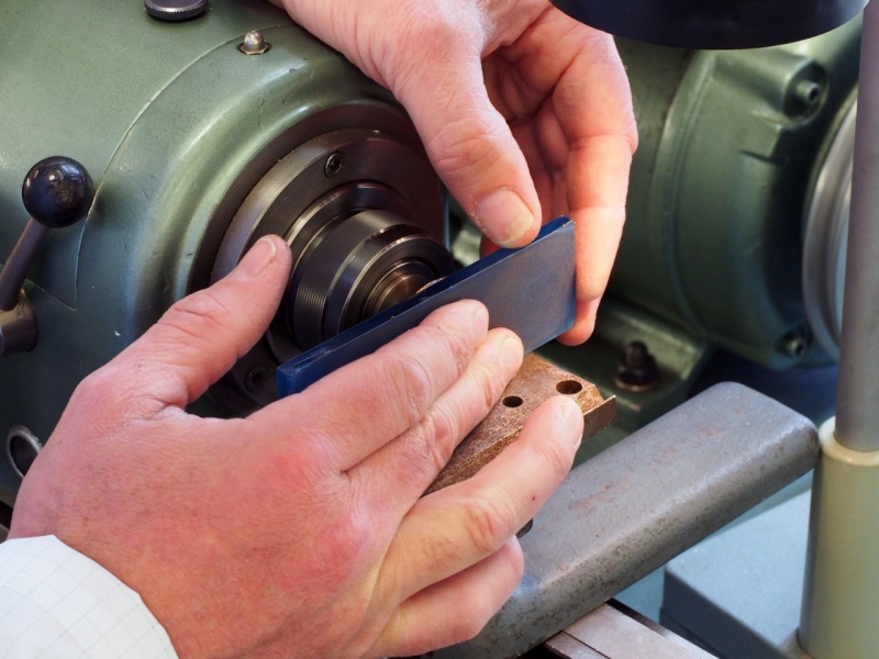 Circular Graining on the dial
