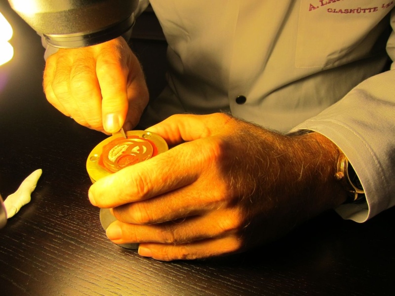 Demonstration of how the dial is made