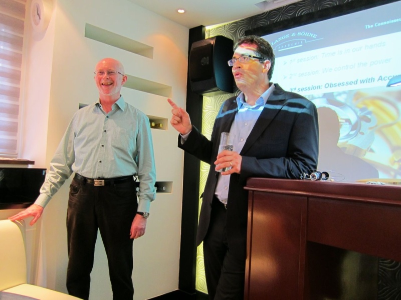 Franck starting the ball rolling & pointing the finger - at Manfred?