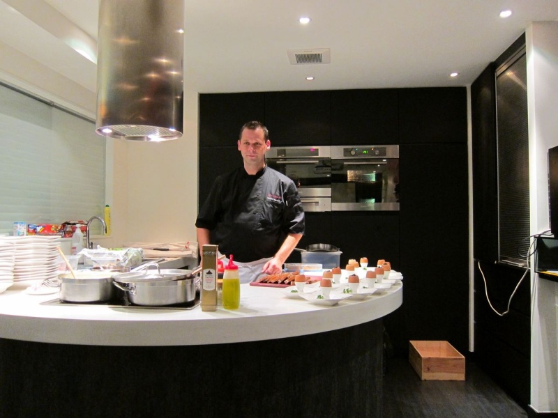 Master chef Laurent at the battle station 
