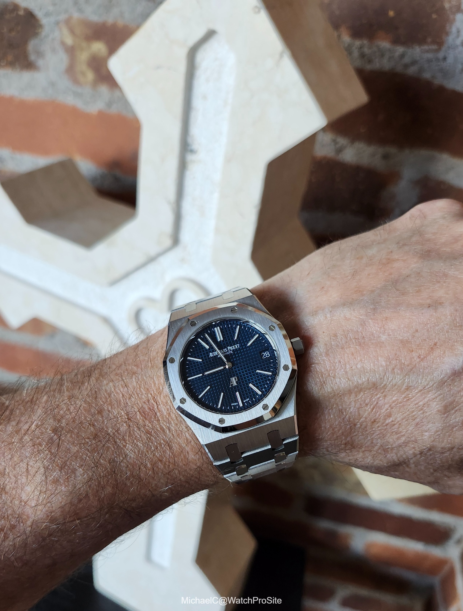 Watch by Audemars Piguet, 15400, 15400ST, Royal Oak, Royal Oak Jumbo, 15202, 15202BA