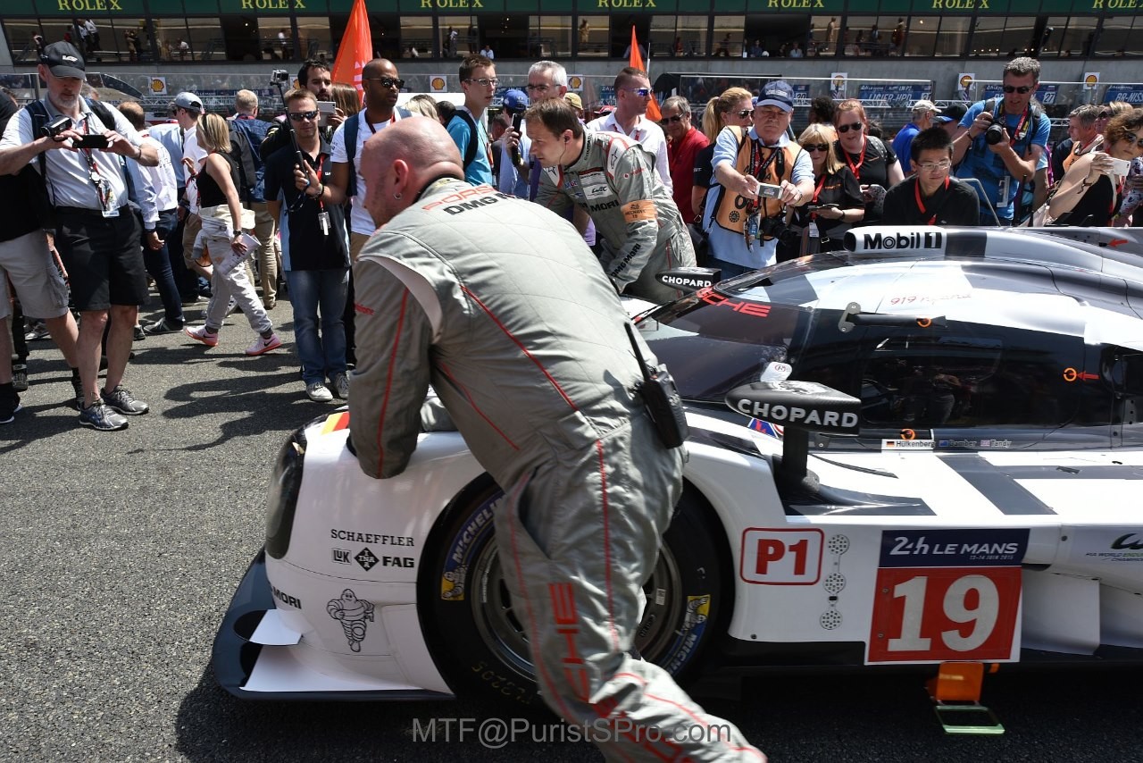 Porsche 919 Hybrid Car No. 19 on Grid