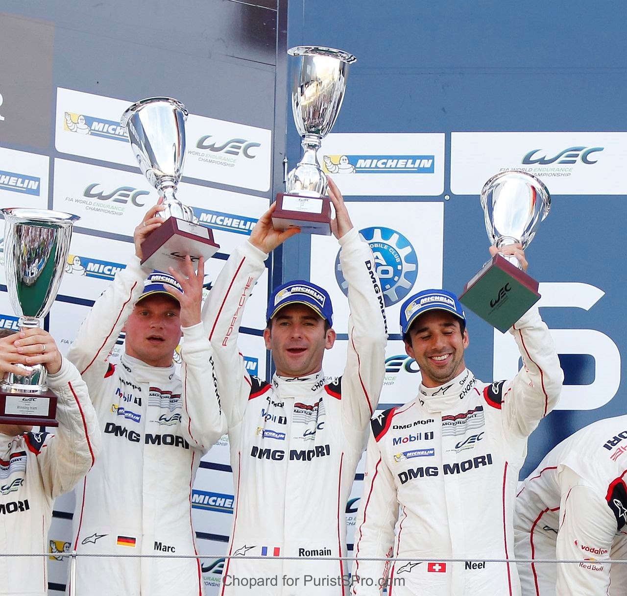 Romain Dumas and team mates - 2nd Place