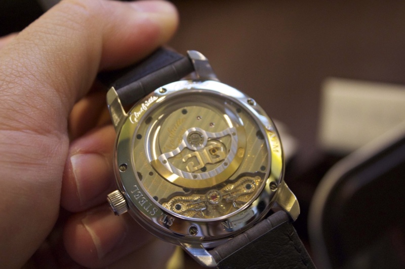 Lovely finishing of geneva stripes...or rather Glashutte ribbing