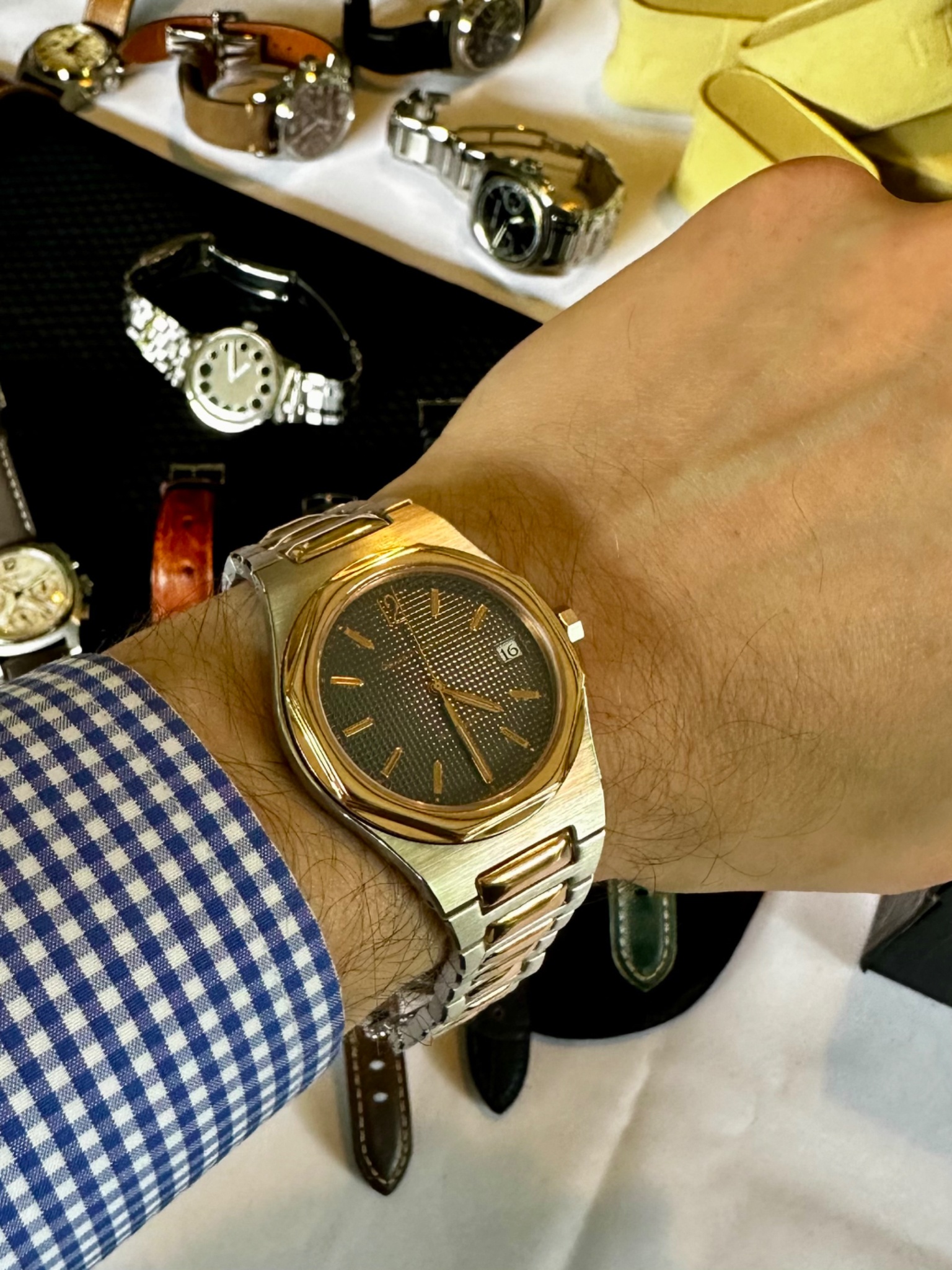 Watch by Girard Perregaux, Laureato