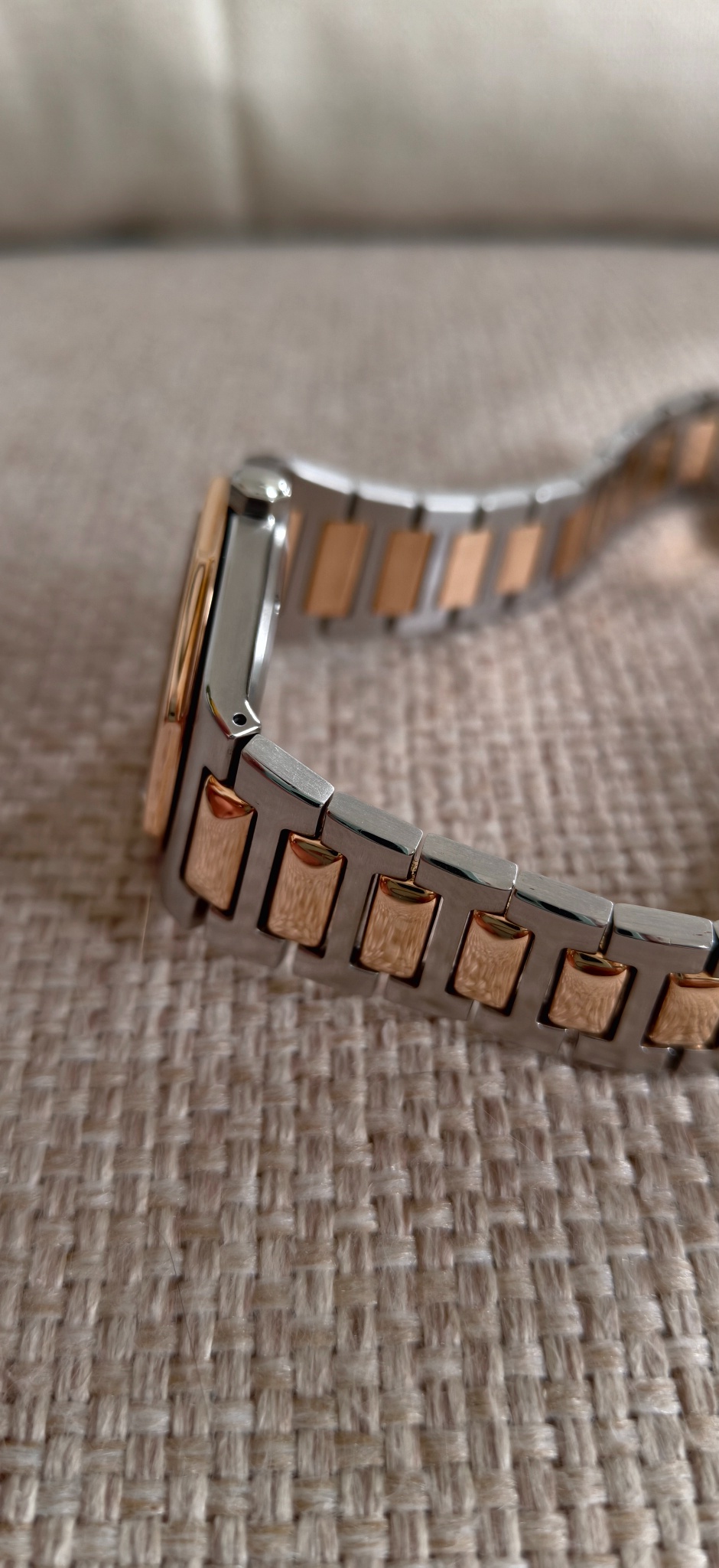 Watch by Girard Perregaux, 8010, Laureato