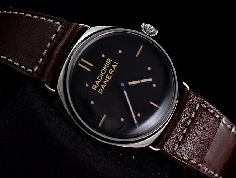 Panerai watch listing
