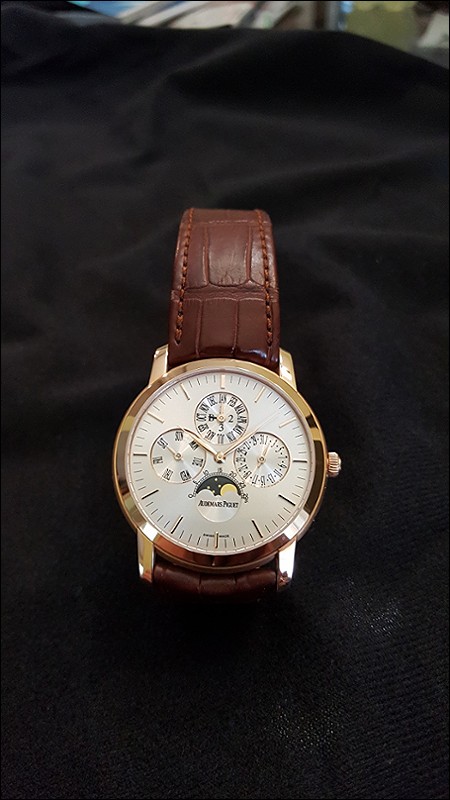 Audemars Piguet watch listing