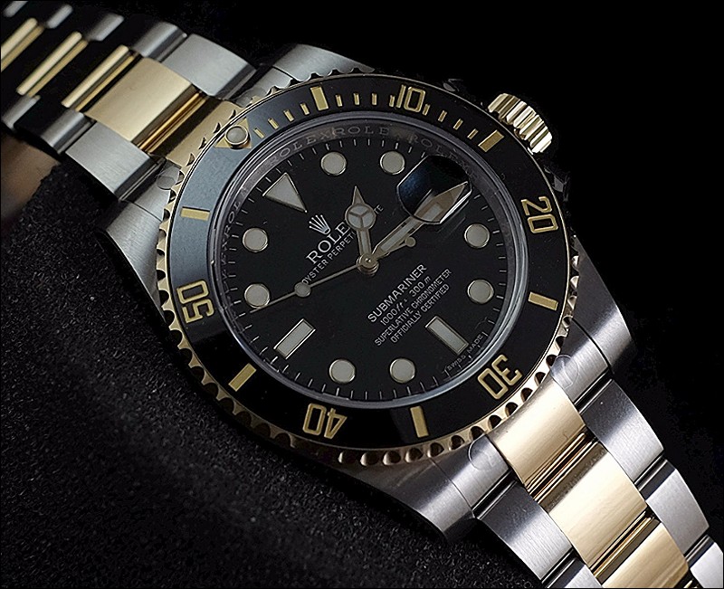 Rolex watch listing