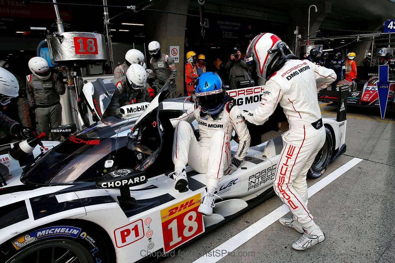 Driver Change in Pit Lane