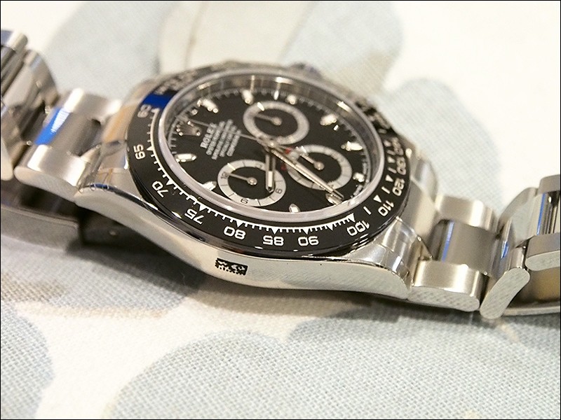 Rolex watch listing