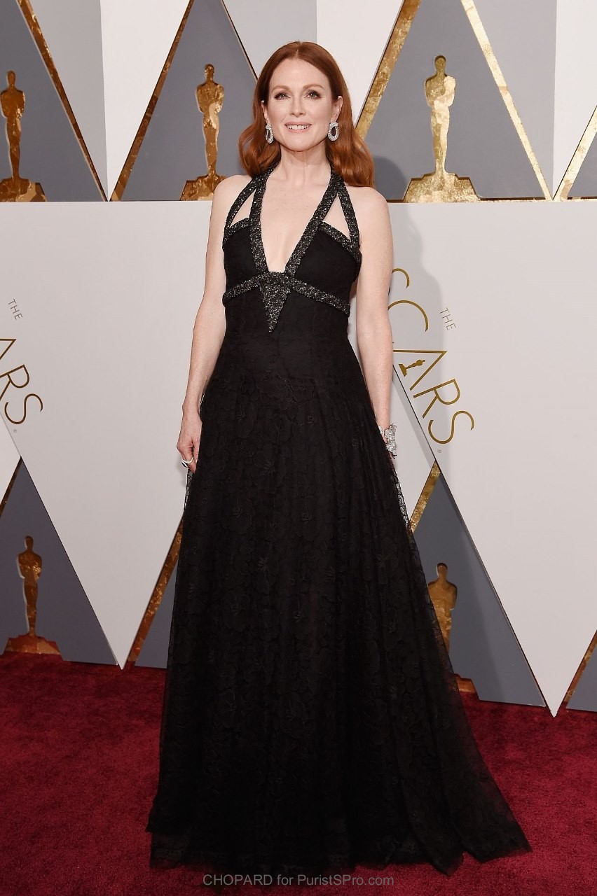 Julianne Moore wears Chopard at the Oscars 2016
