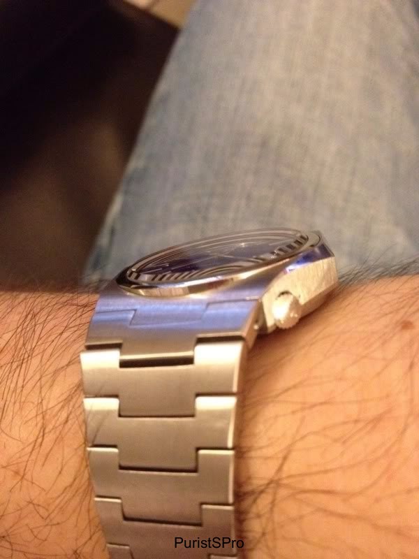 infinite lens effect at an angle from the bevelled crystal