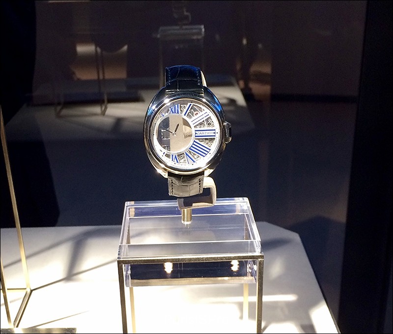  Clé de Cartier Mysterious Hour watc in white gold