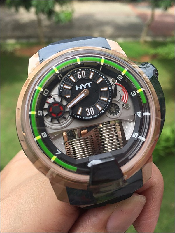 HYT H1 Rosegold Dlc watch listing
