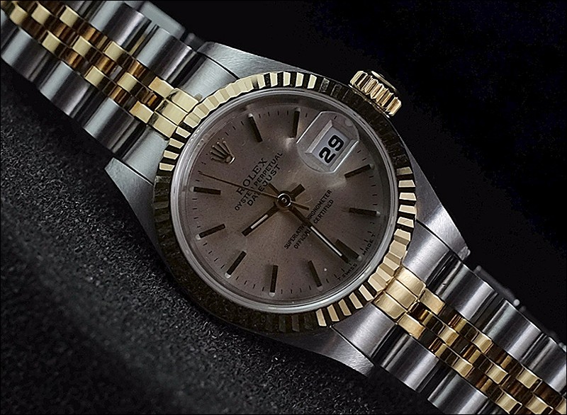 Rolex watch listing