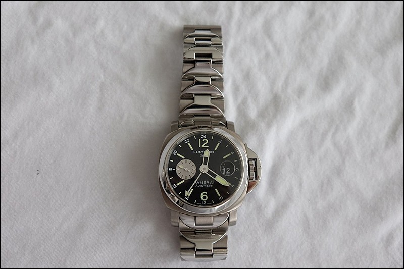 Panerai watch listing