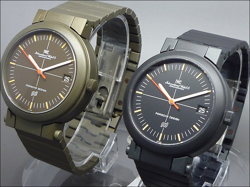 2x 3510, both in mint condition and both with aluminum bracelet