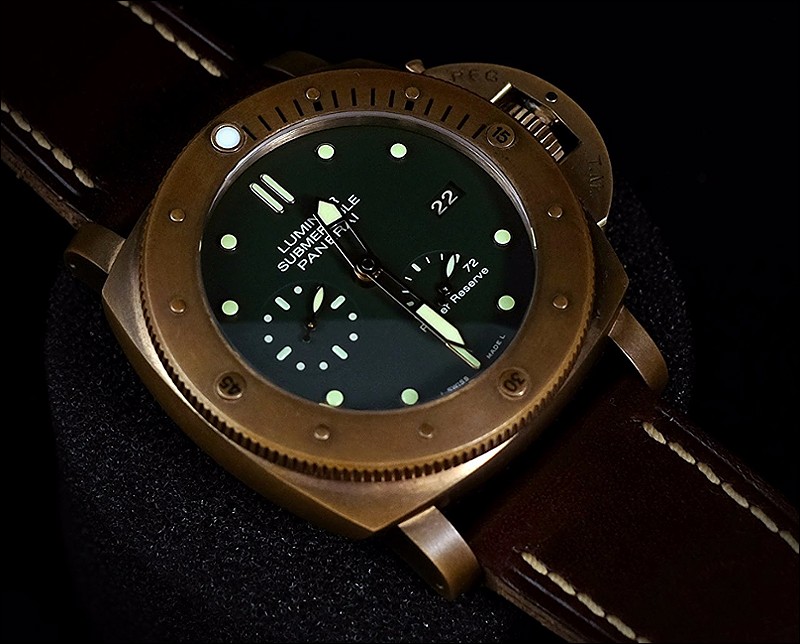 Panerai watch listing