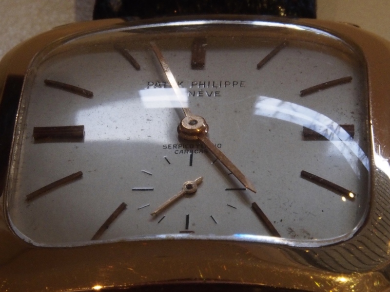 'must remember to clean watch before taking macros'