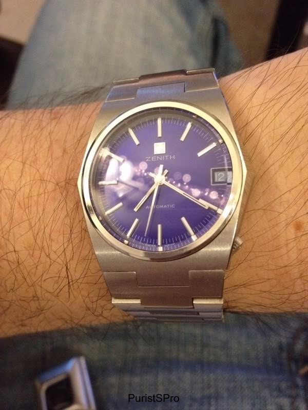 Zenith Surf Defy iridescent blue 2572 PC in-house caliber 28.800 bph circa 1976 Le Locle, Switzerland