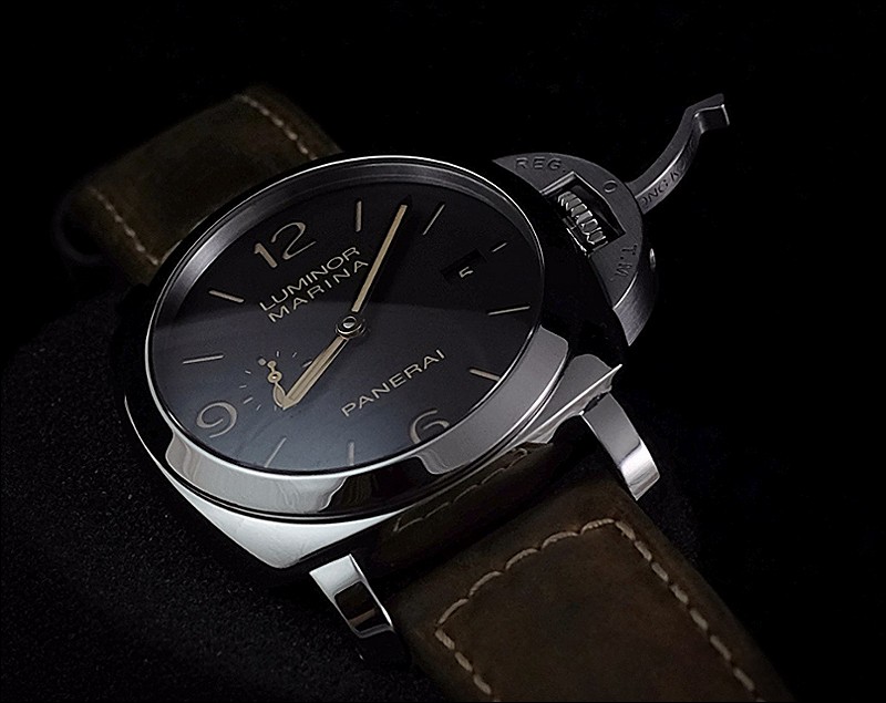 Panerai watch listing