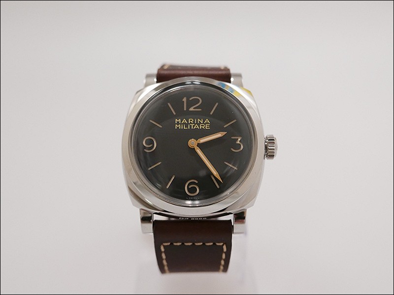 Panerai watch listing