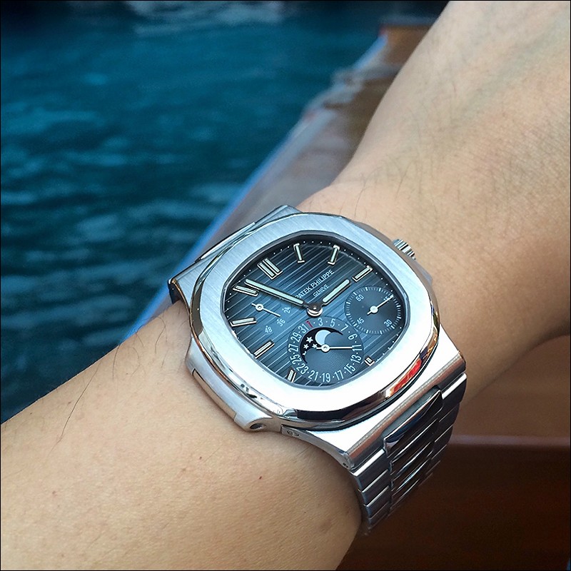 Patek Philippe Nautilus 5712/1A Ownership — WatchProSite Forum Digest