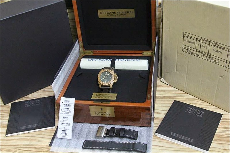 Panerai watch listing
