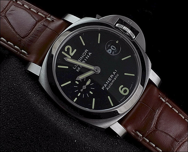 Panerai watch listing