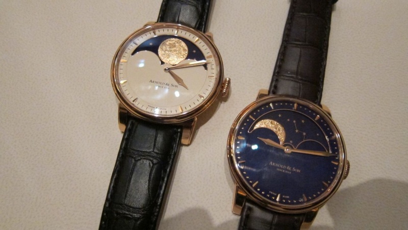 HM perpetual moon. Only one day's deviation every 122 yrs. 42mm