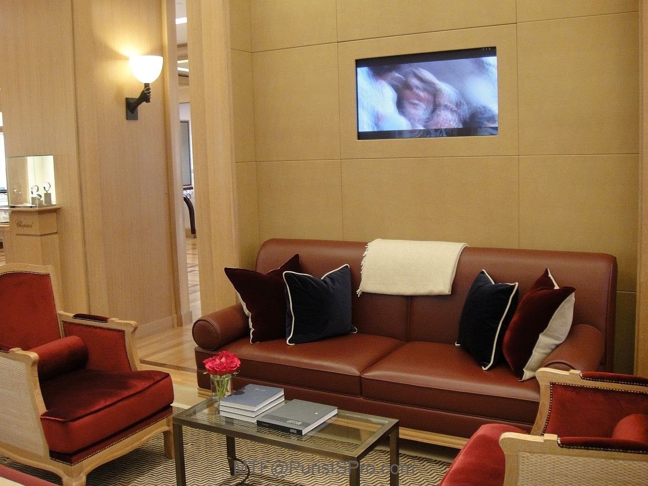 Gents' Sitting Area