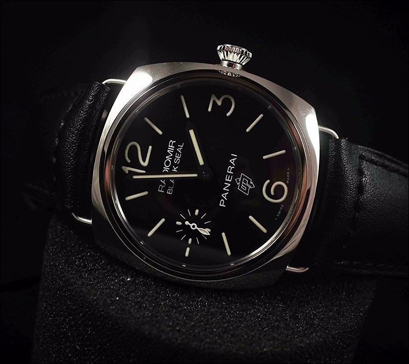 Panerai watch listing